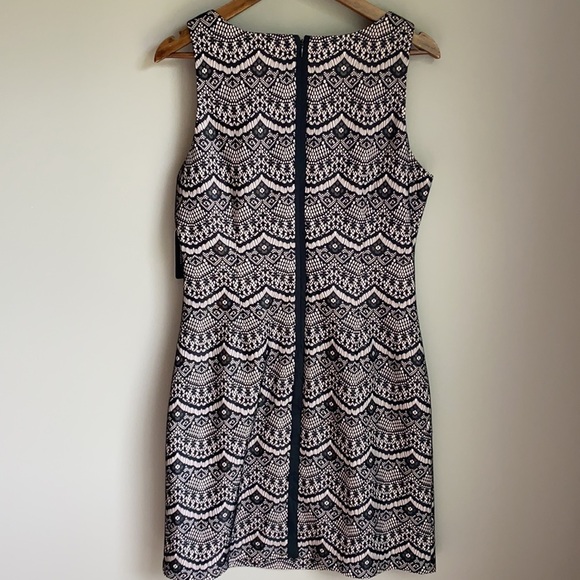 NWT Guess Lace Sheath Dress Black/Nude 14 - Picture 8 of 8